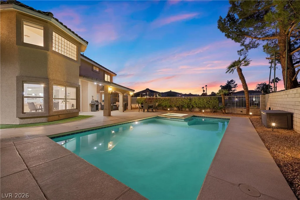 2498 Ram Crossing, Henderson, NV 89074