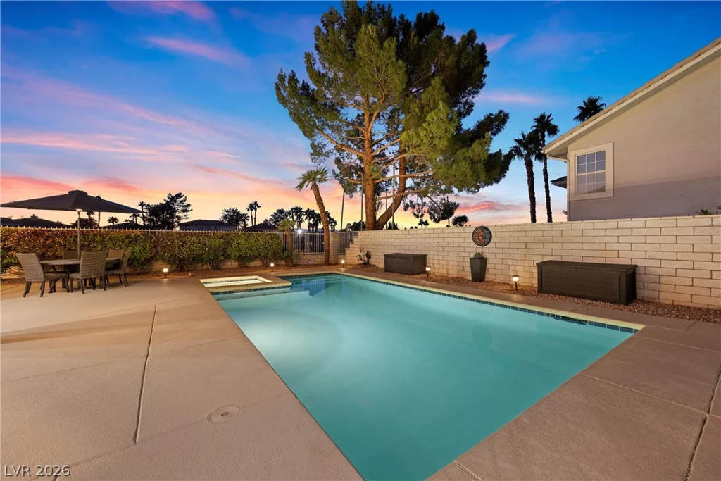 2498 Ram Crossing, Henderson, NV 89074