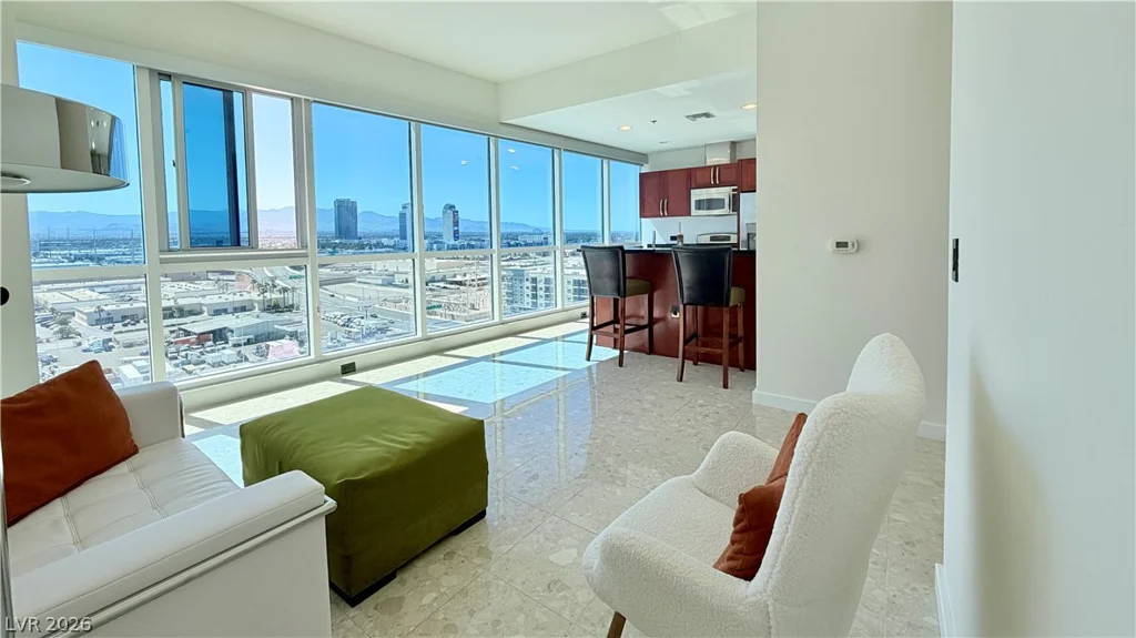 4575 Dean Martin, Las Vegas, NV 89103