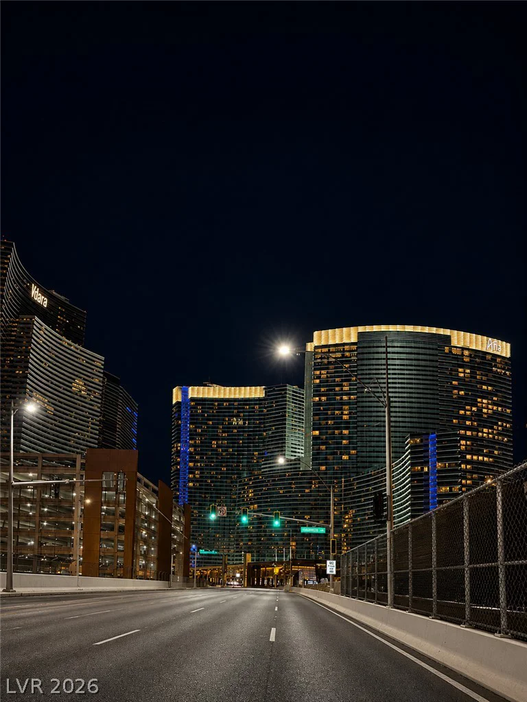 4575 Dean Martin, Las Vegas, NV 89103