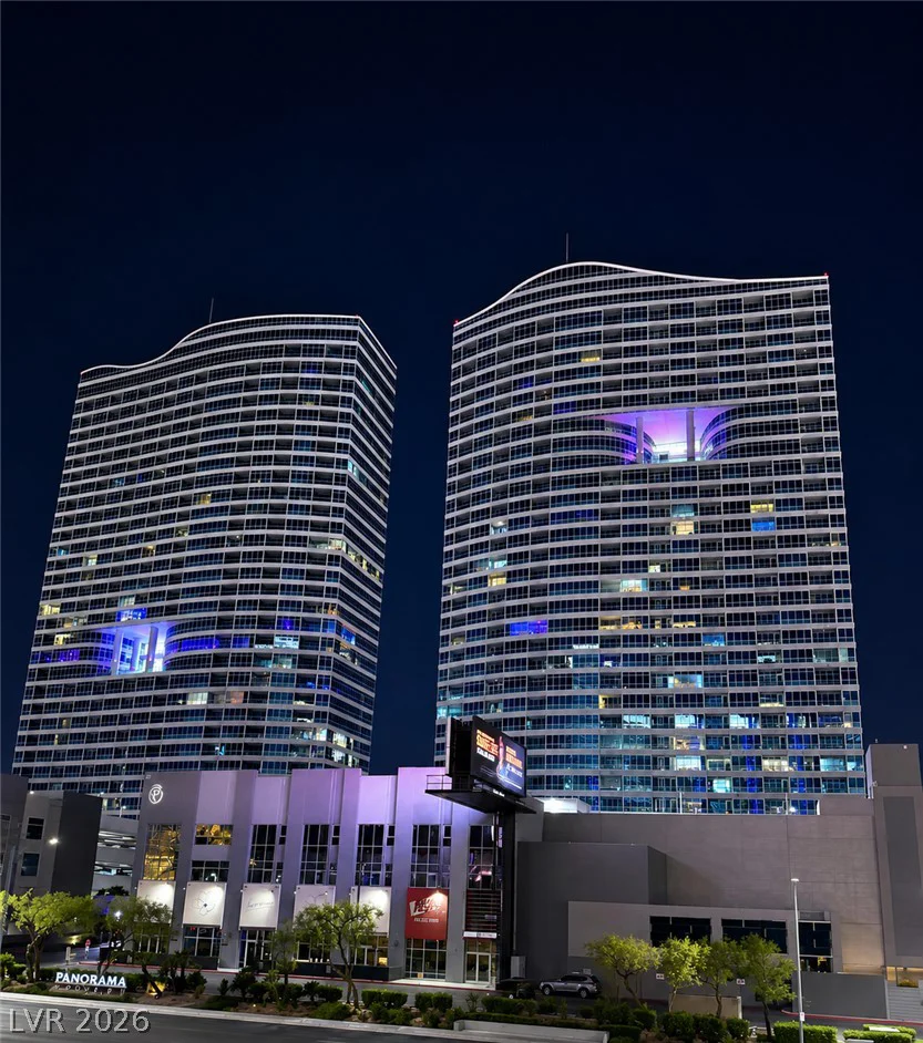 4575 Dean Martin, Las Vegas, NV 89103