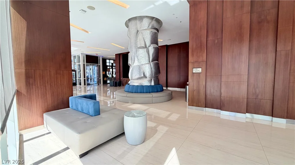 4575 Dean Martin, Las Vegas, NV 89103