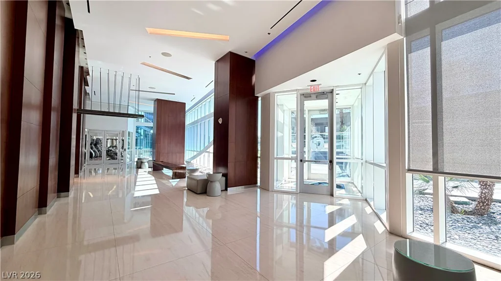 4575 Dean Martin, Las Vegas, NV 89103