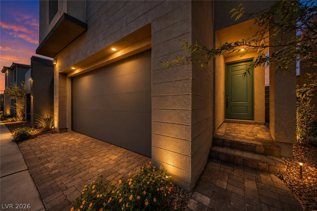 1606 Rock Kestrel, Las Vegas, NV 89138
