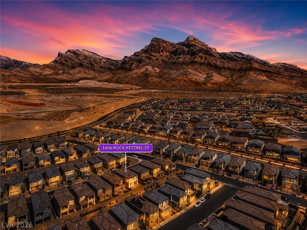1606 Rock Kestrel, Las Vegas, NV 89138