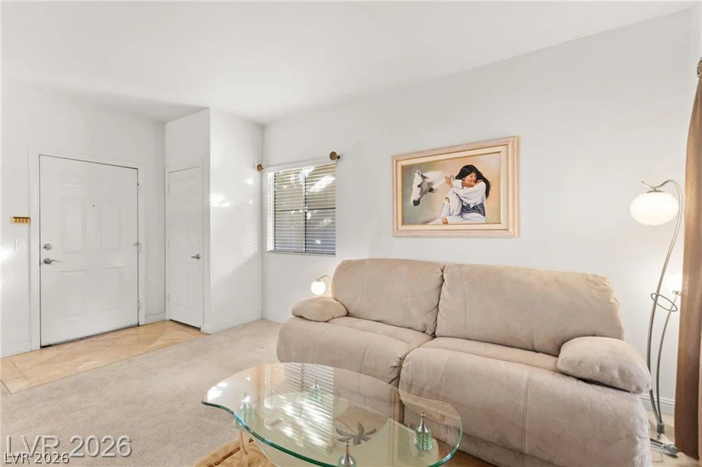 5250 Rainbow, Las Vegas, NV 89118