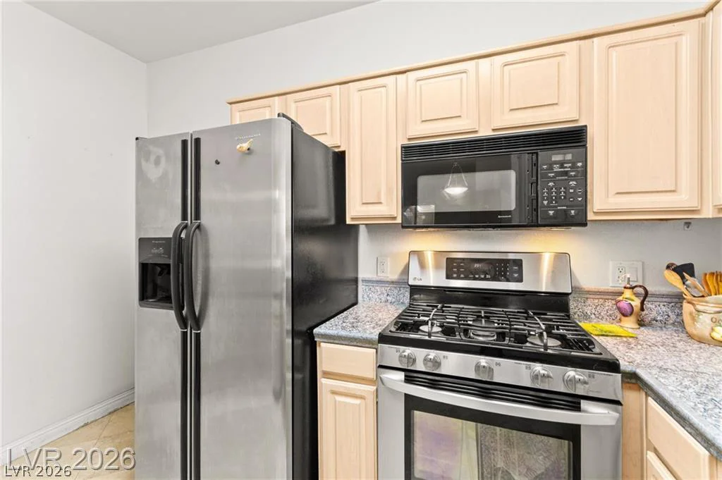 5250 Rainbow, Las Vegas, NV 89118
