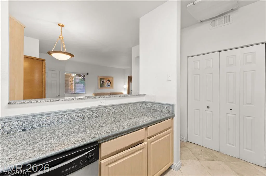 5250 Rainbow, Las Vegas, NV 89118