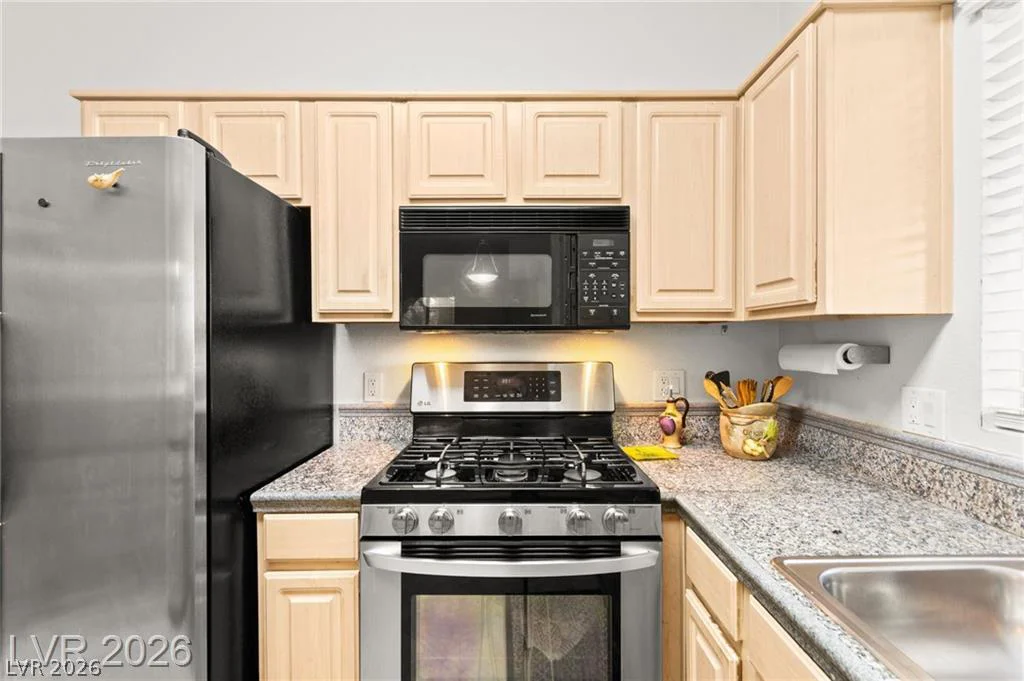 5250 Rainbow, Las Vegas, NV 89118