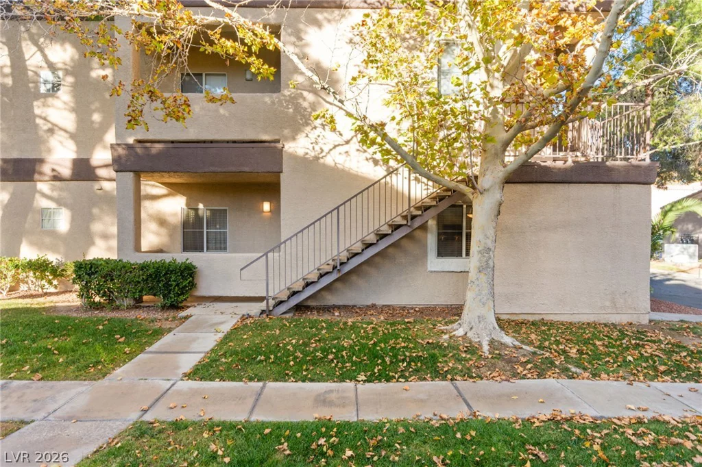5250 Rainbow, Las Vegas, NV 89118