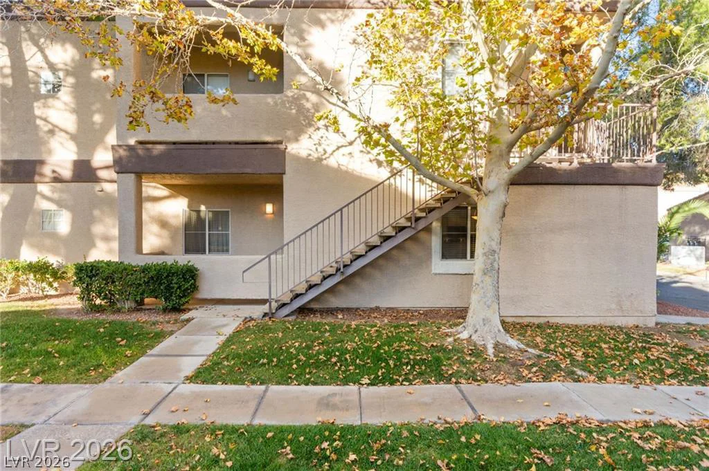5250 Rainbow, Las Vegas, NV 89118