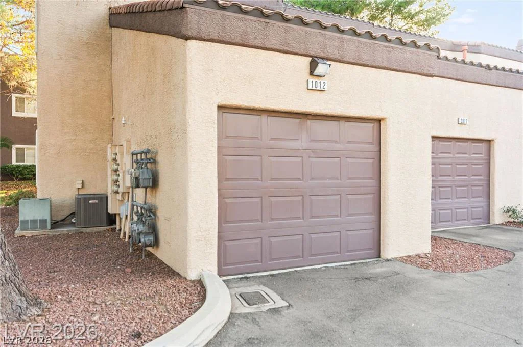 5250 Rainbow, Las Vegas, NV 89118