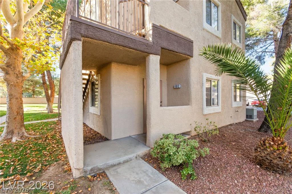 5250 Rainbow, Las Vegas, NV 89118
