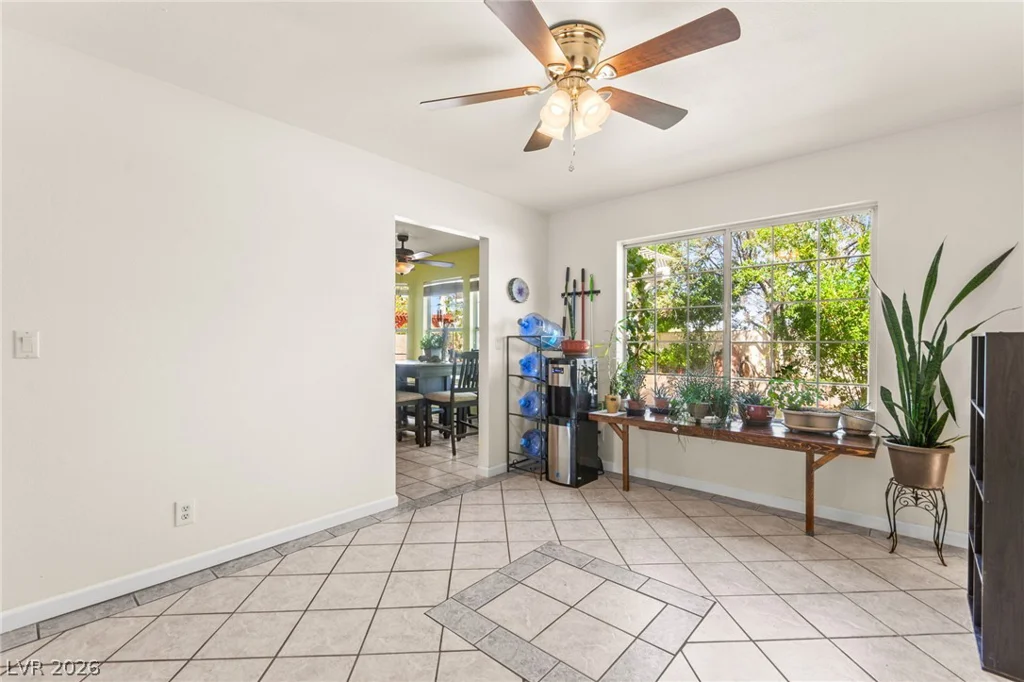 2512 Vista Mar, Las Vegas, NV 89128