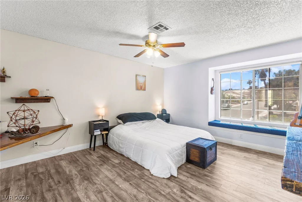 2512 Vista Mar, Las Vegas, NV 89128