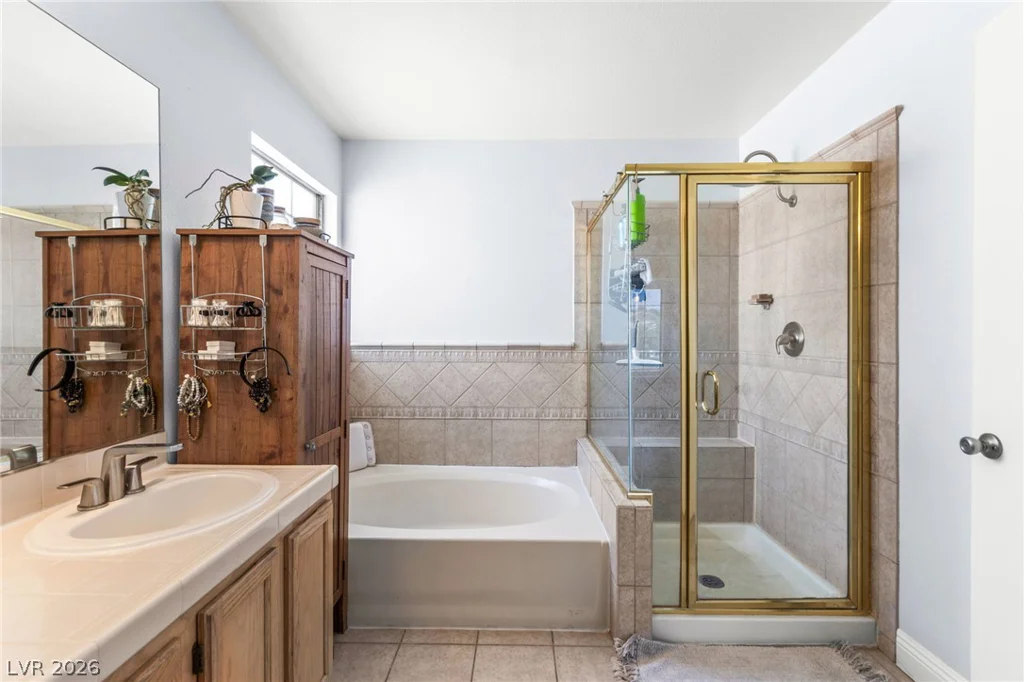 2512 Vista Mar, Las Vegas, NV 89128