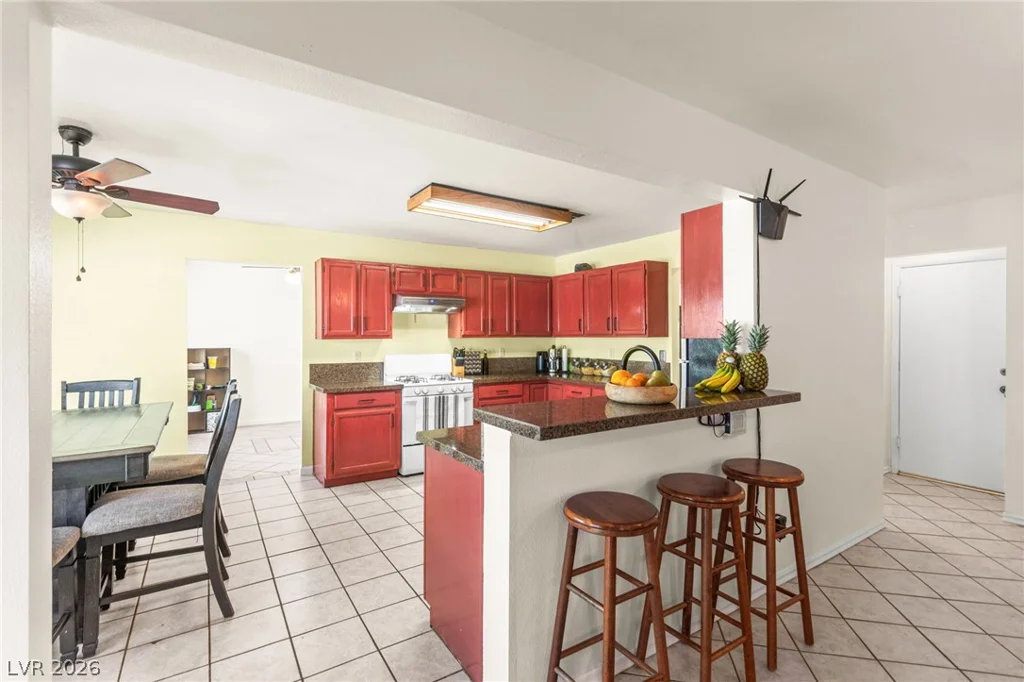 2512 Vista Mar, Las Vegas, NV 89128