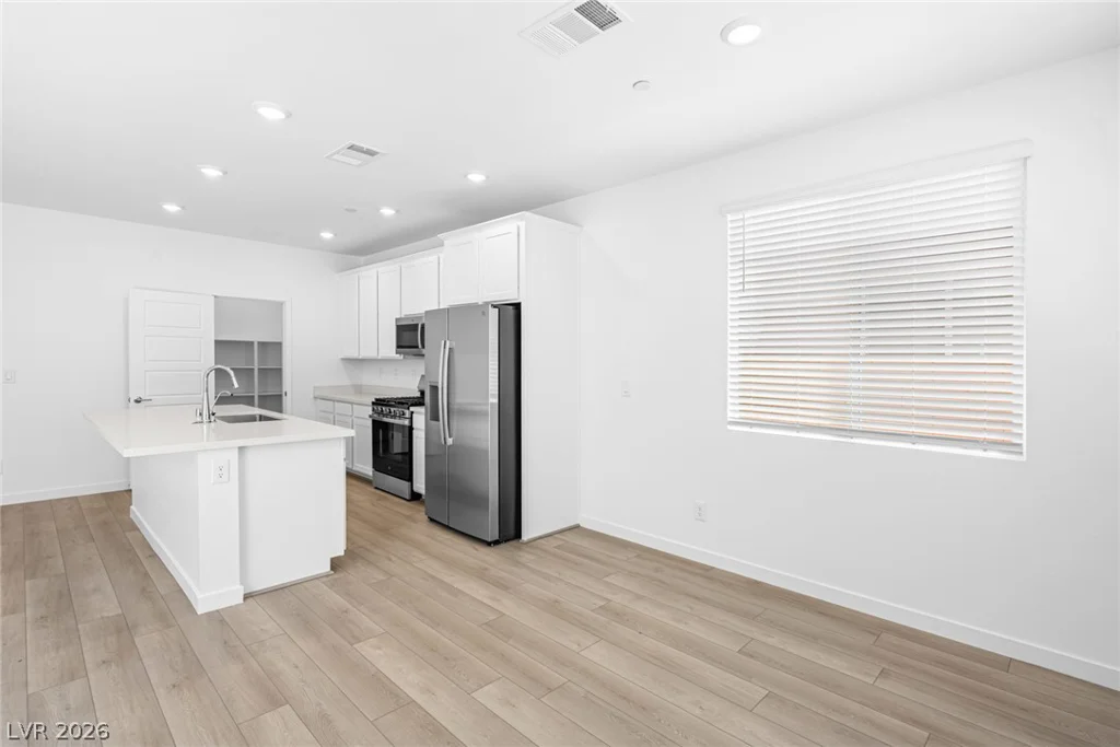 3631 Dusted Glow, Henderson, NV 89044