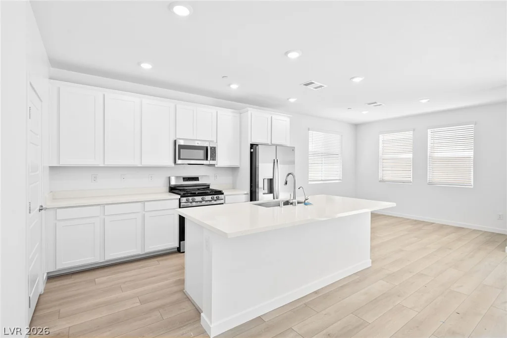 3631 Dusted Glow, Henderson, NV 89044