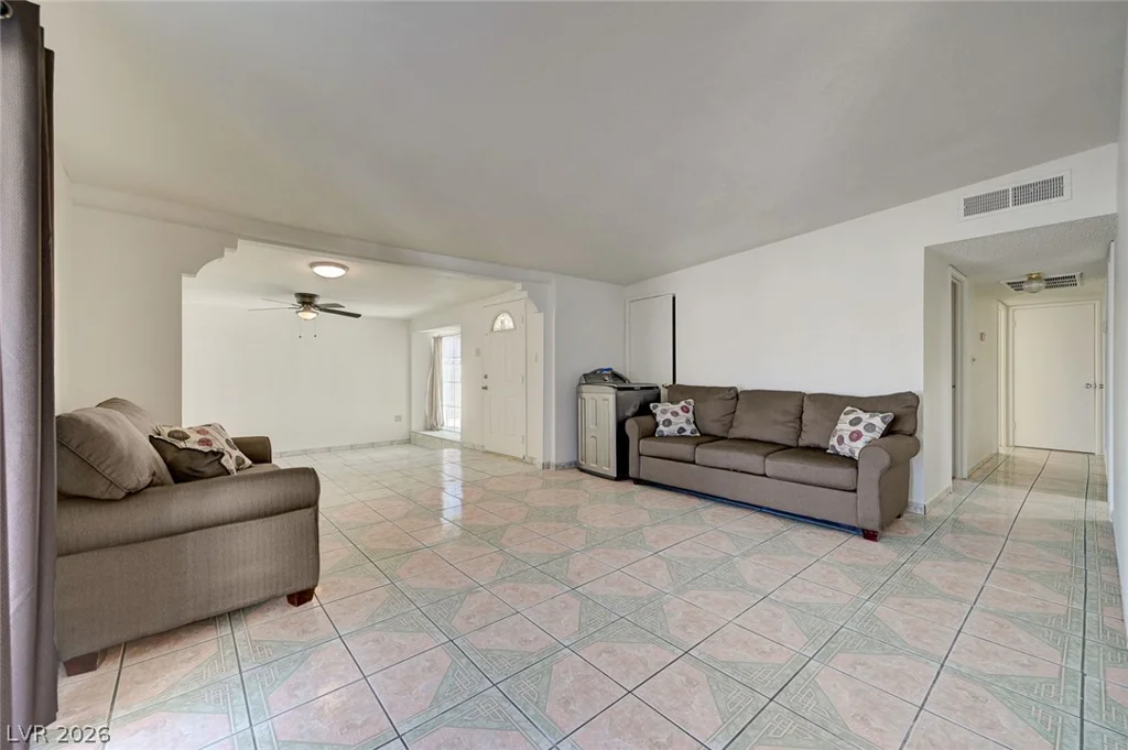 1720 Belmont, North Las Vegas, NV 89030