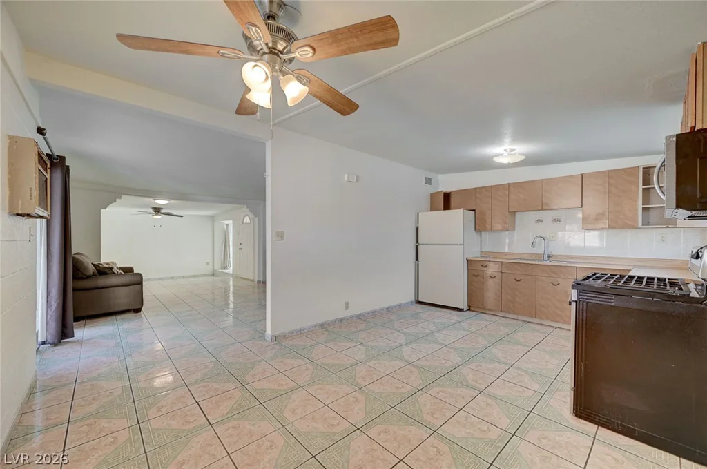 1720 Belmont, North Las Vegas, NV 89030