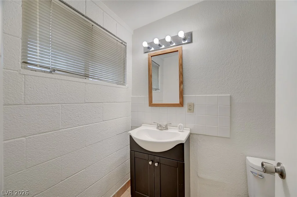 1720 Belmont, North Las Vegas, NV 89030