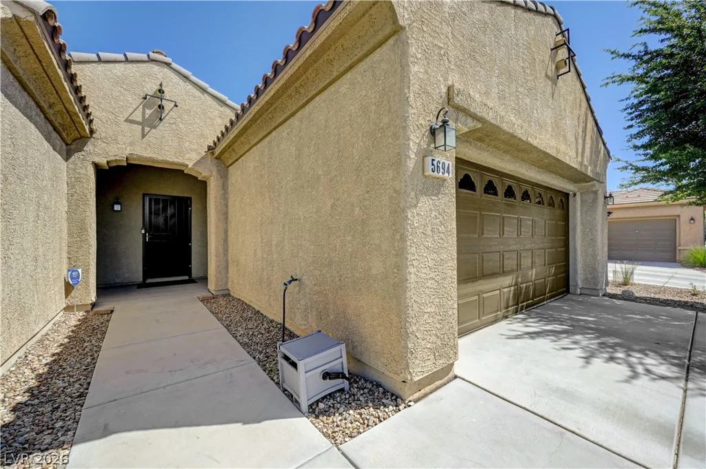 5694 Criollo, Las Vegas, NV 89122