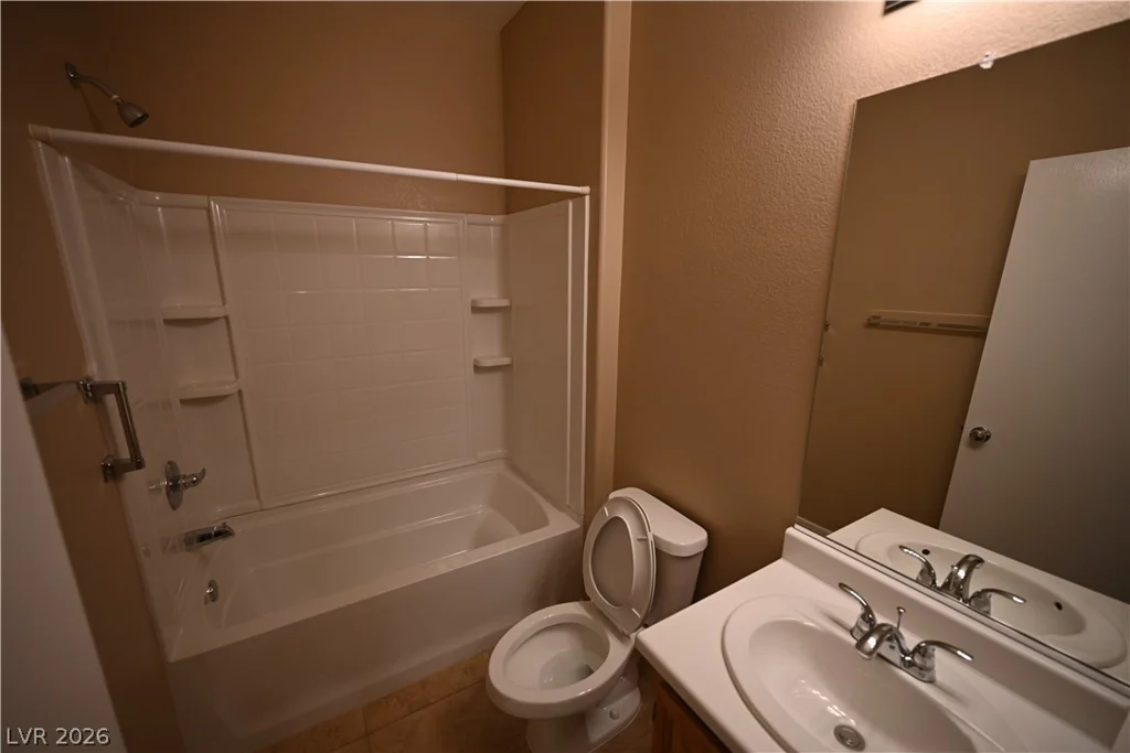 6152 Cougar, Las Vegas, NV 89139