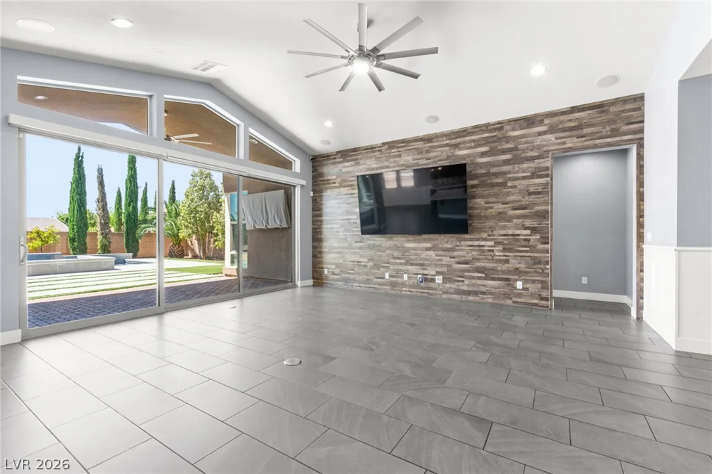 9675 Skye Cliff, Las Vegas, NV 89166