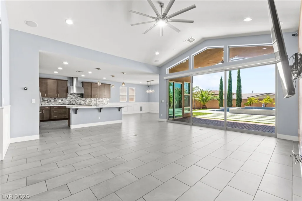 9675 Skye Cliff, Las Vegas, NV 89166