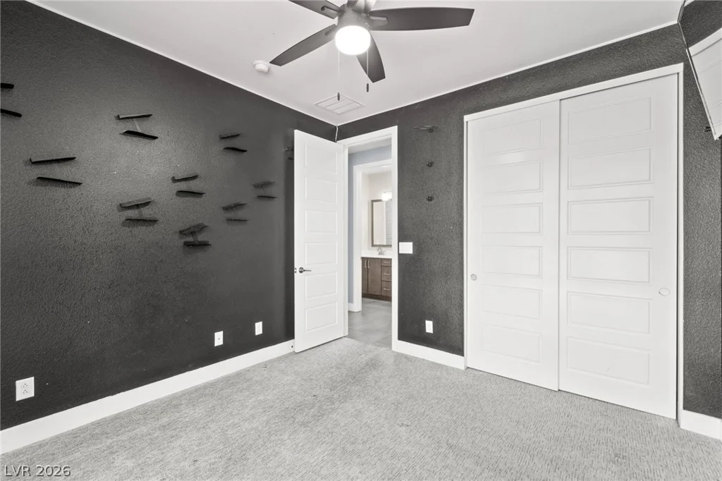 9675 Skye Cliff, Las Vegas, NV 89166