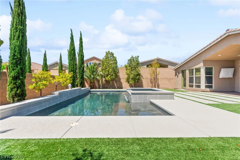 9675 Skye Cliff, Las Vegas, NV 89166