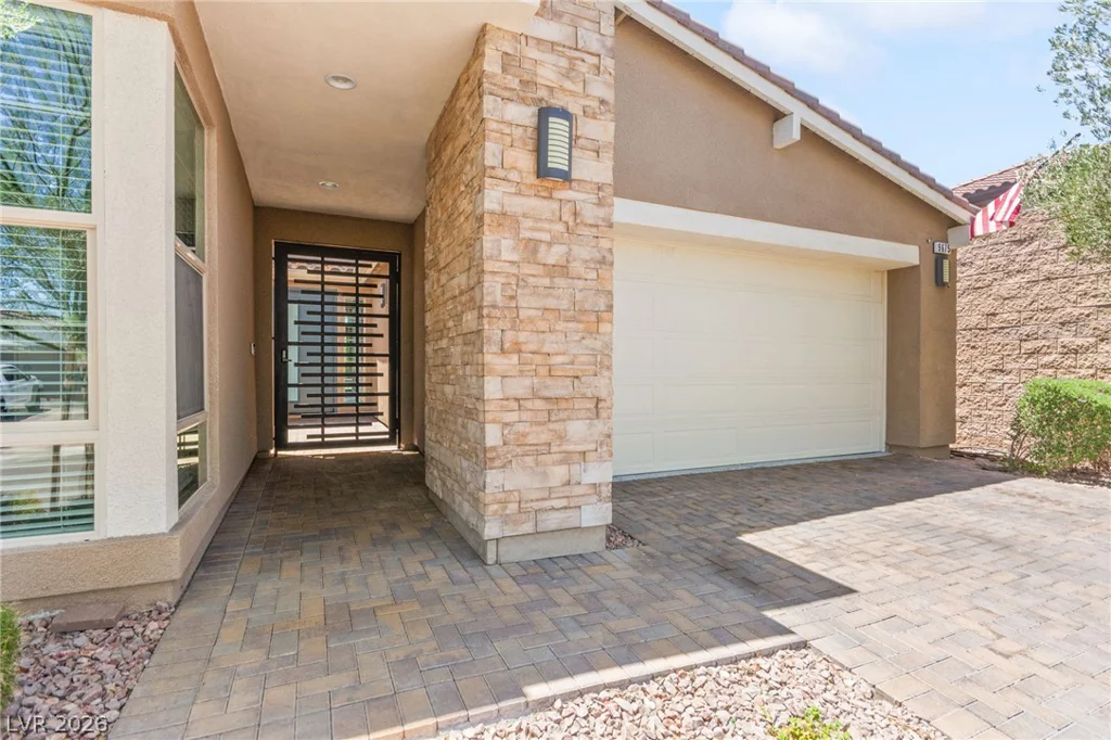 9675 Skye Cliff, Las Vegas, NV 89166