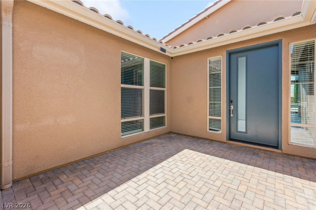 9675 Skye Cliff, Las Vegas, NV 89166