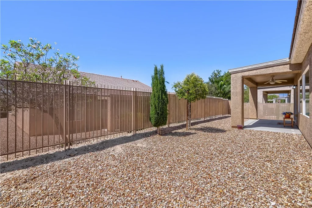 2371 Mourning Warbler, North Las Vegas, NV 89084