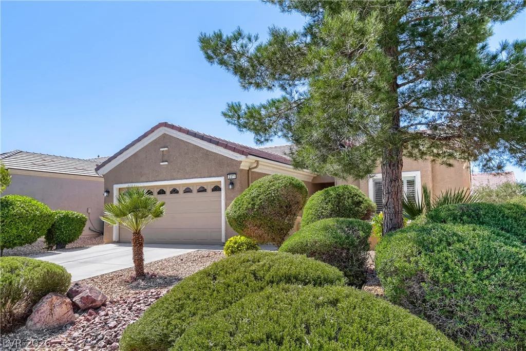 2371 Mourning Warbler, North Las Vegas, NV 89084