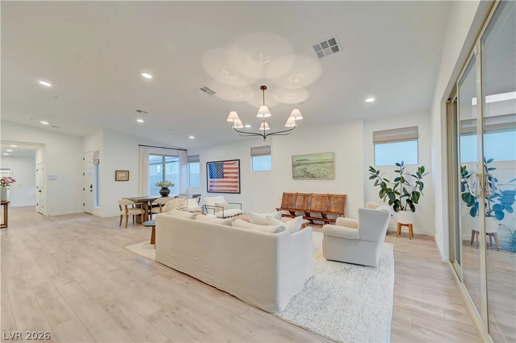 10151 Evergreen Pine, Las Vegas, NV 89166