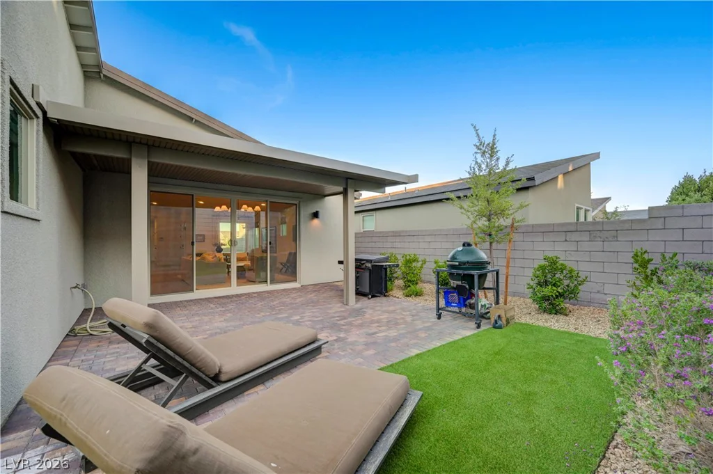 10151 Evergreen Pine, Las Vegas, NV 89166
