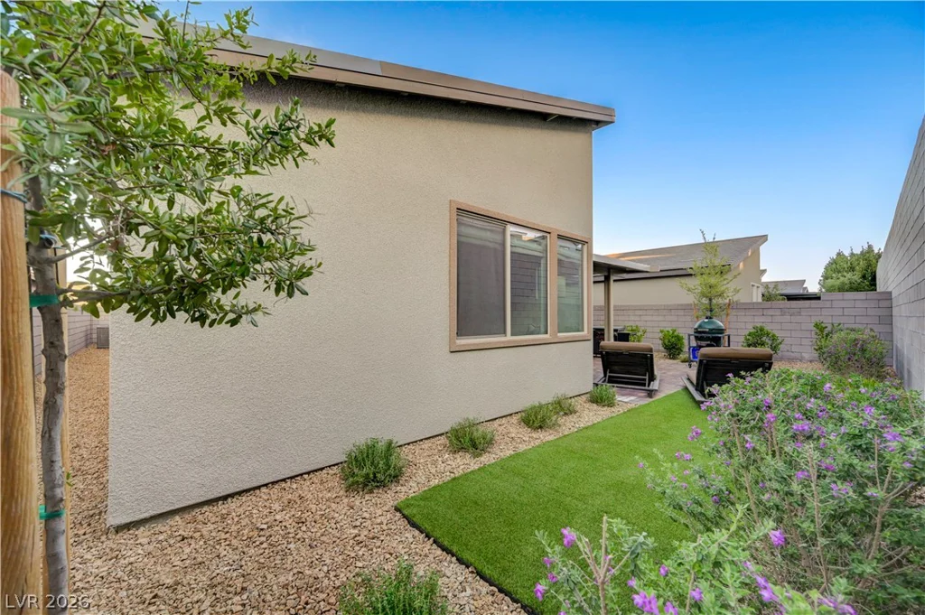 10151 Evergreen Pine, Las Vegas, NV 89166