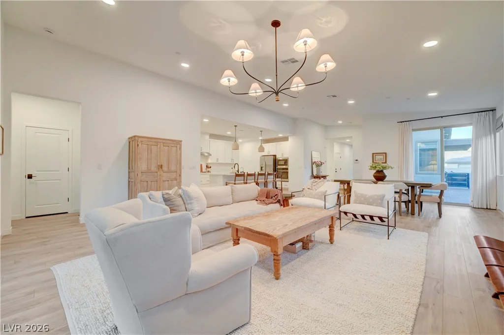 10151 Evergreen Pine, Las Vegas, NV 89166