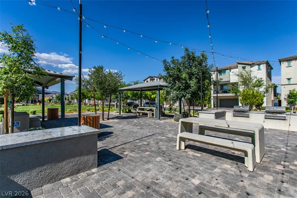 6811 Dark Gunmetal, North Las Vegas, NV 89086