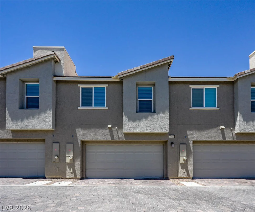 6811 Dark Gunmetal, North Las Vegas, NV 89086