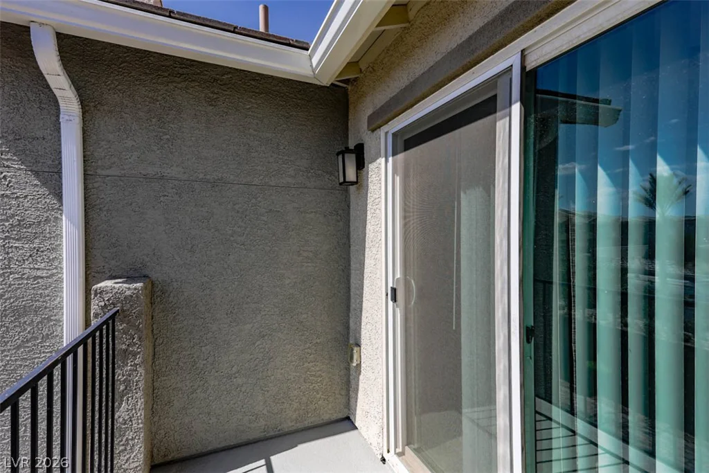 6811 Dark Gunmetal, North Las Vegas, NV 89086