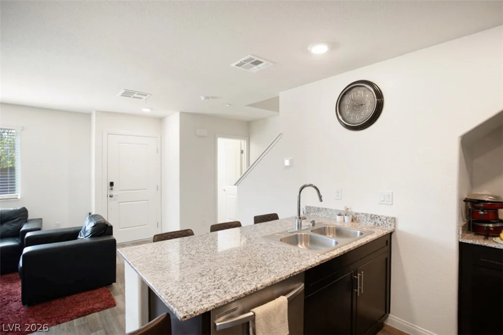 6811 Dark Gunmetal, North Las Vegas, NV 89086