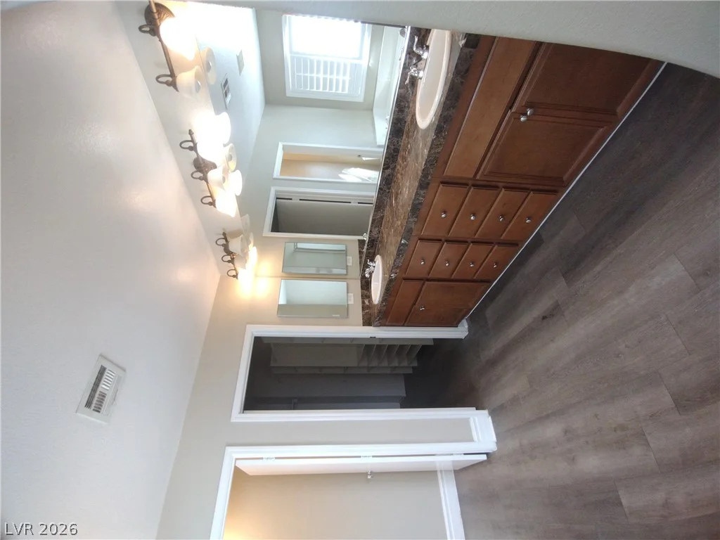 10149 Whitney Falls, Las Vegas, NV 89148