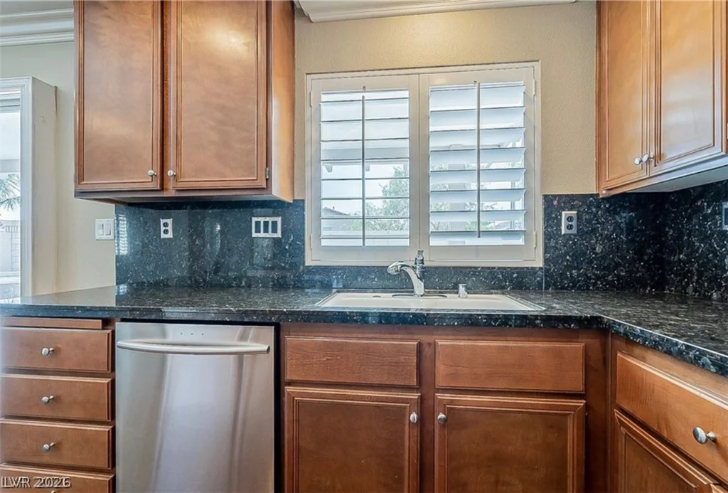10149 Whitney Falls, Las Vegas, NV 89148