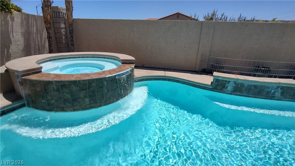 10149 Whitney Falls, Las Vegas, NV 89148
