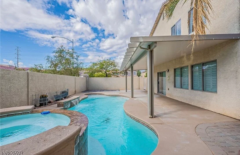 10149 Whitney Falls, Las Vegas, NV 89148