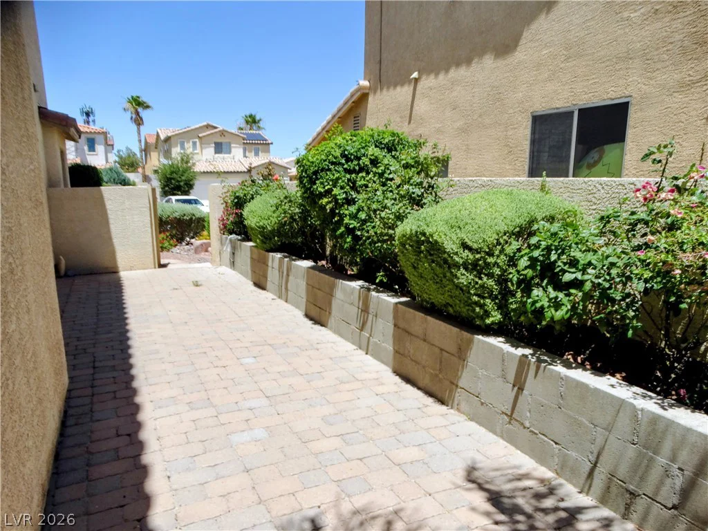 10149 Whitney Falls, Las Vegas, NV 89148