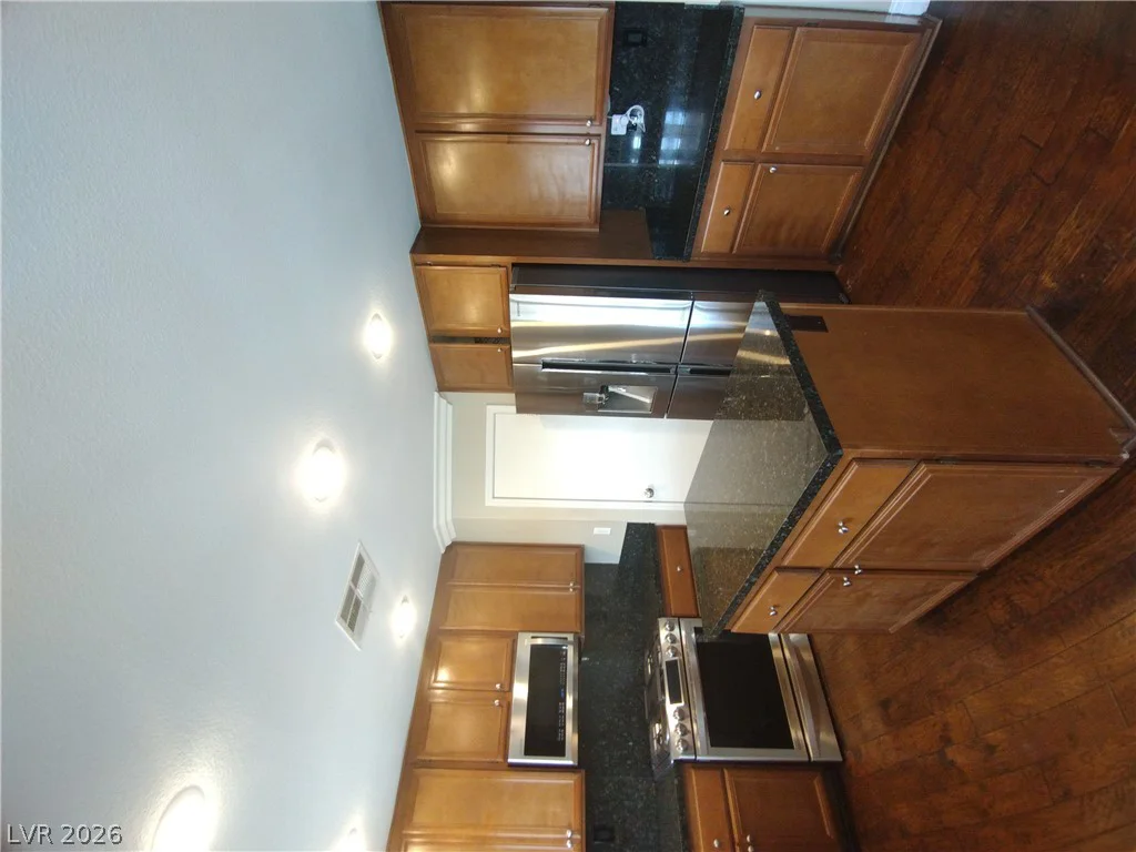 10149 Whitney Falls, Las Vegas, NV 89148
